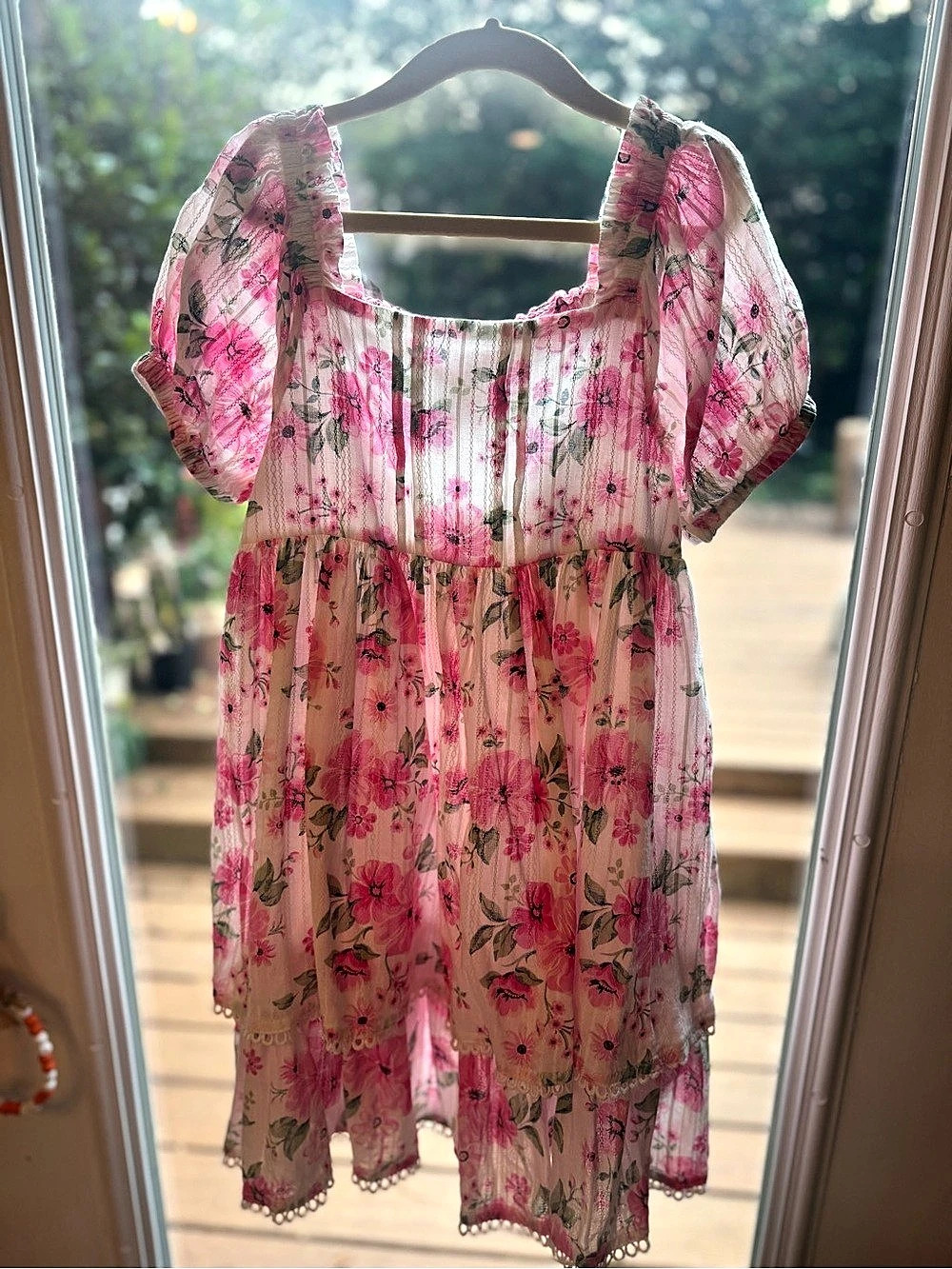 Girls Size 8 Floral Dress in Pink & White